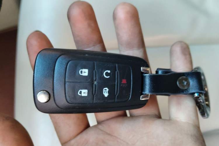 Used Buick GL8 2018 28T Luxury Model China VI Standard Vehicle Key