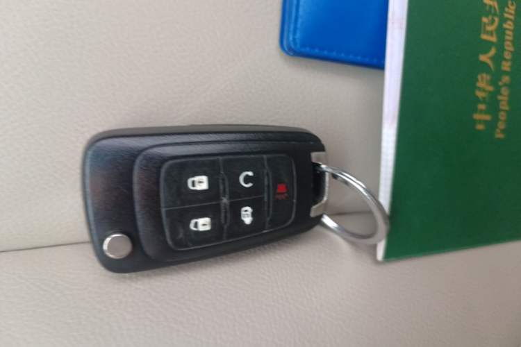 Used Buick GL8 2018 28T Luxury Model China VI Standard Vehicle Key