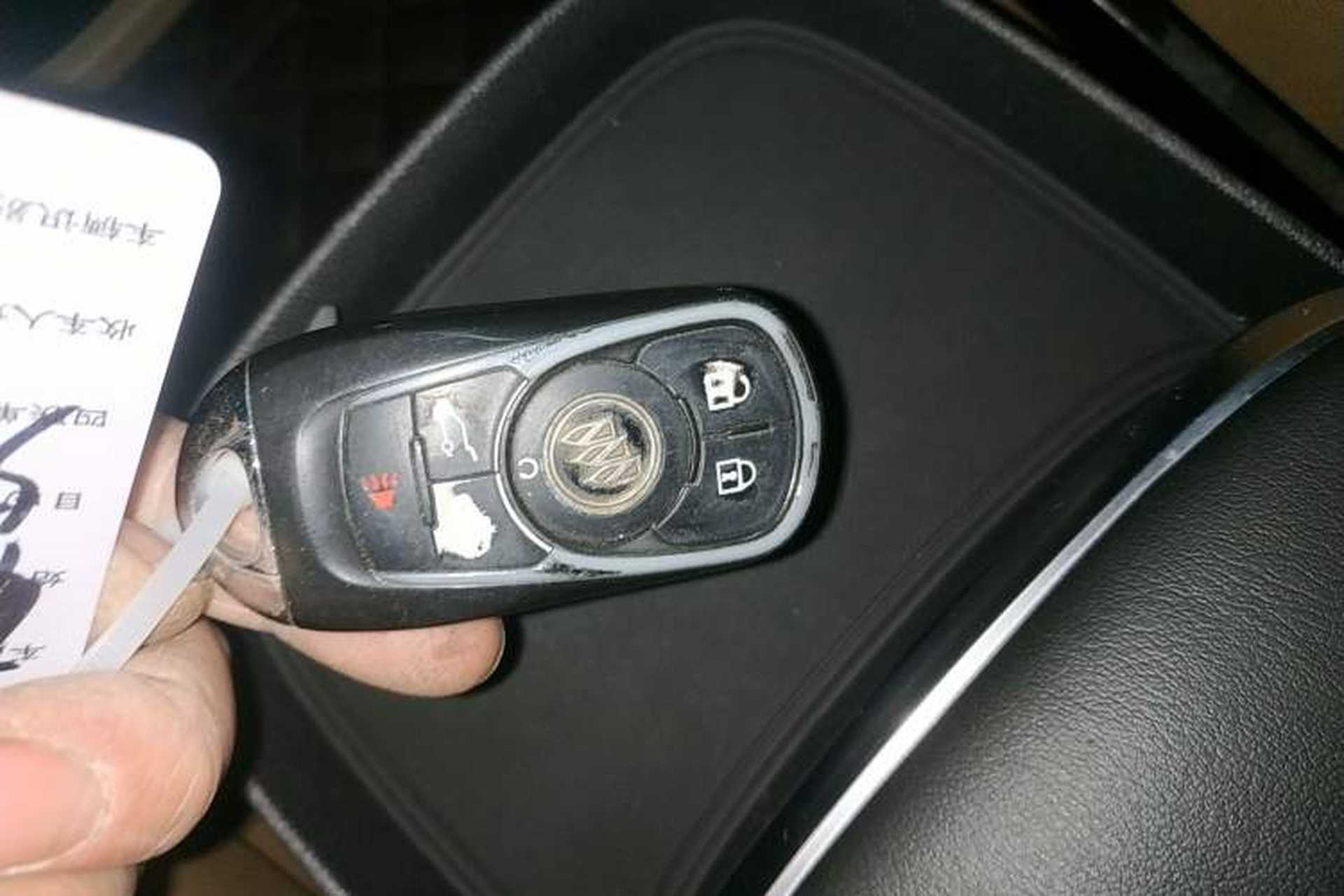 Used Buick GL8 2018 ES 28T Flagship Model China VI Standard Vehicle Key