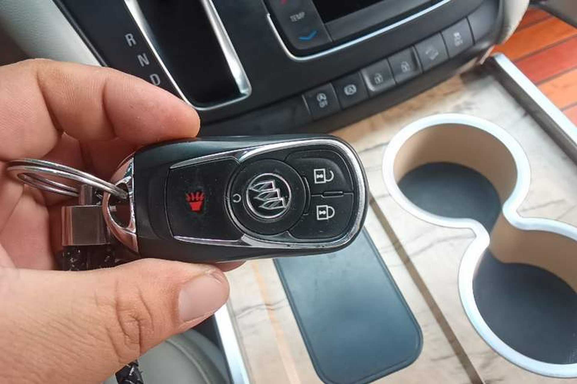 Used Buick GL8 2018 ES 28T Comfort Model China VI Standard Vehicle Key