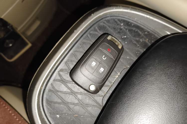 Used Buick GL8 2018 28T Comfort Model China VI Standard Vehicle Key