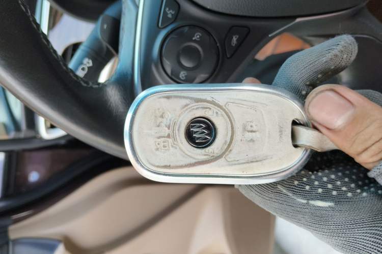 Used Buick GL8 2018 ES 28T Premium Model China VI Standard Vehicle Key