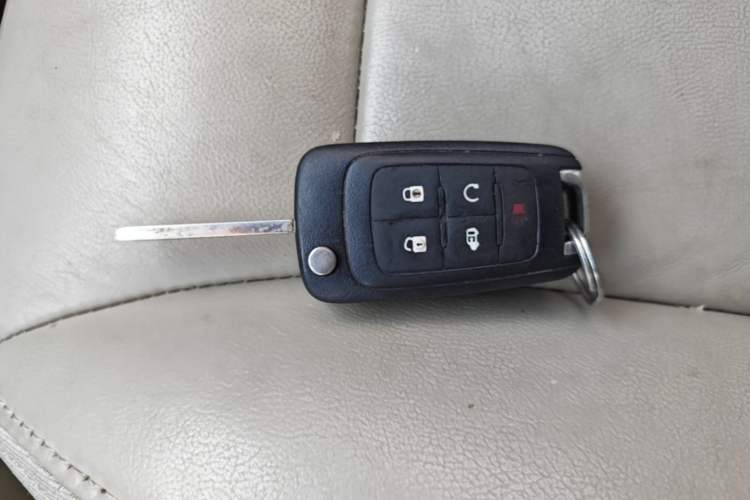 Used Buick GL8 2018 28T Luxury Model China VI Standard Vehicle Key