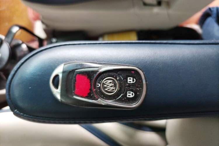 Used Buick GL8 2018 ES 28T Comfort Model China VI Standard Vehicle Key