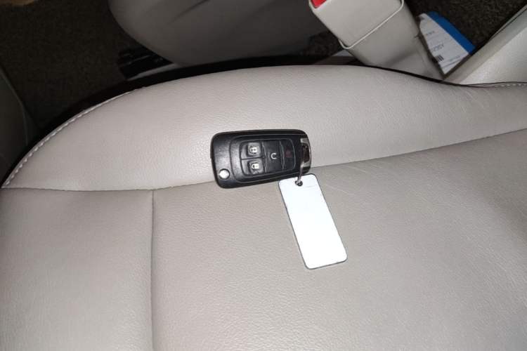 Used Buick GL8 2018 28T Comfort Model China VI Standard Vehicle Key