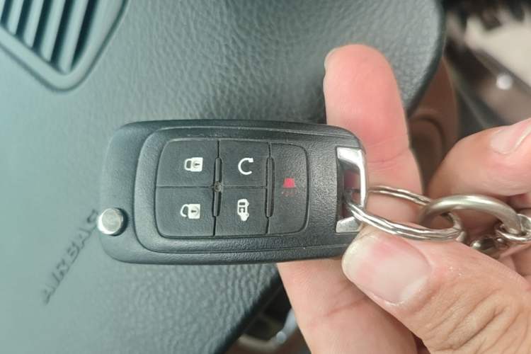 Used Buick GL8 2018 28T Prestige Version China VI Standard Vehicle Key