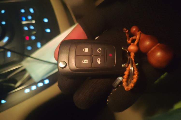 Used Buick GL8 2018 28T Luxury Model China VI Standard Vehicle Key