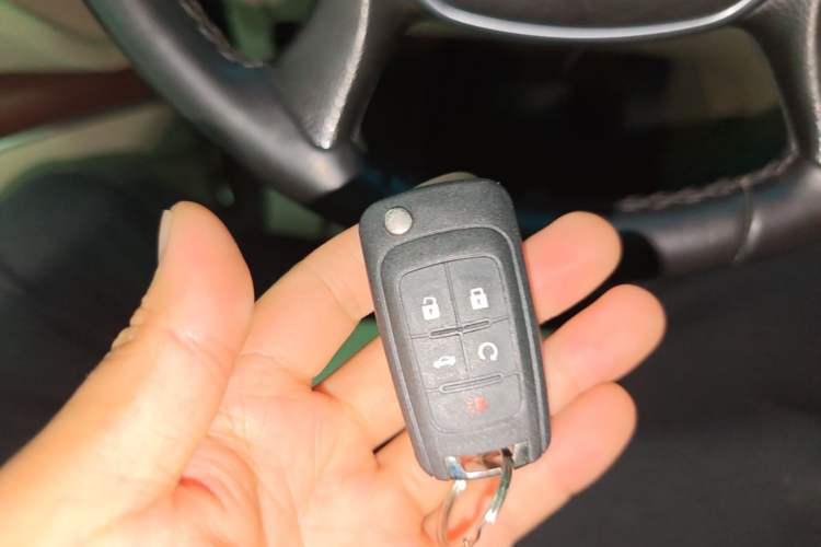 Used Buick GL8 2018 28T Luxury Model China VI Standard Vehicle Key