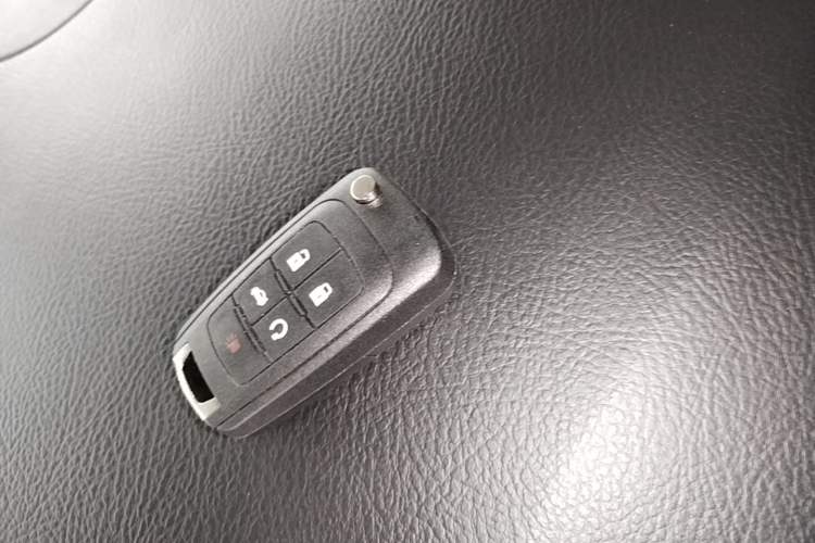Used Buick GL8 2018 28T Prestige Version China VI Standard Vehicle Key