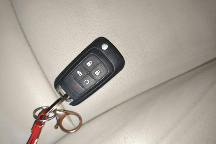Used Buick GL8 2018 28T Prestige Version China VI Standard Vehicle Key