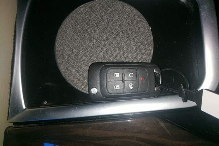 Used Buick GL8 2018 28T Luxury Model China VI Standard Vehicle Key