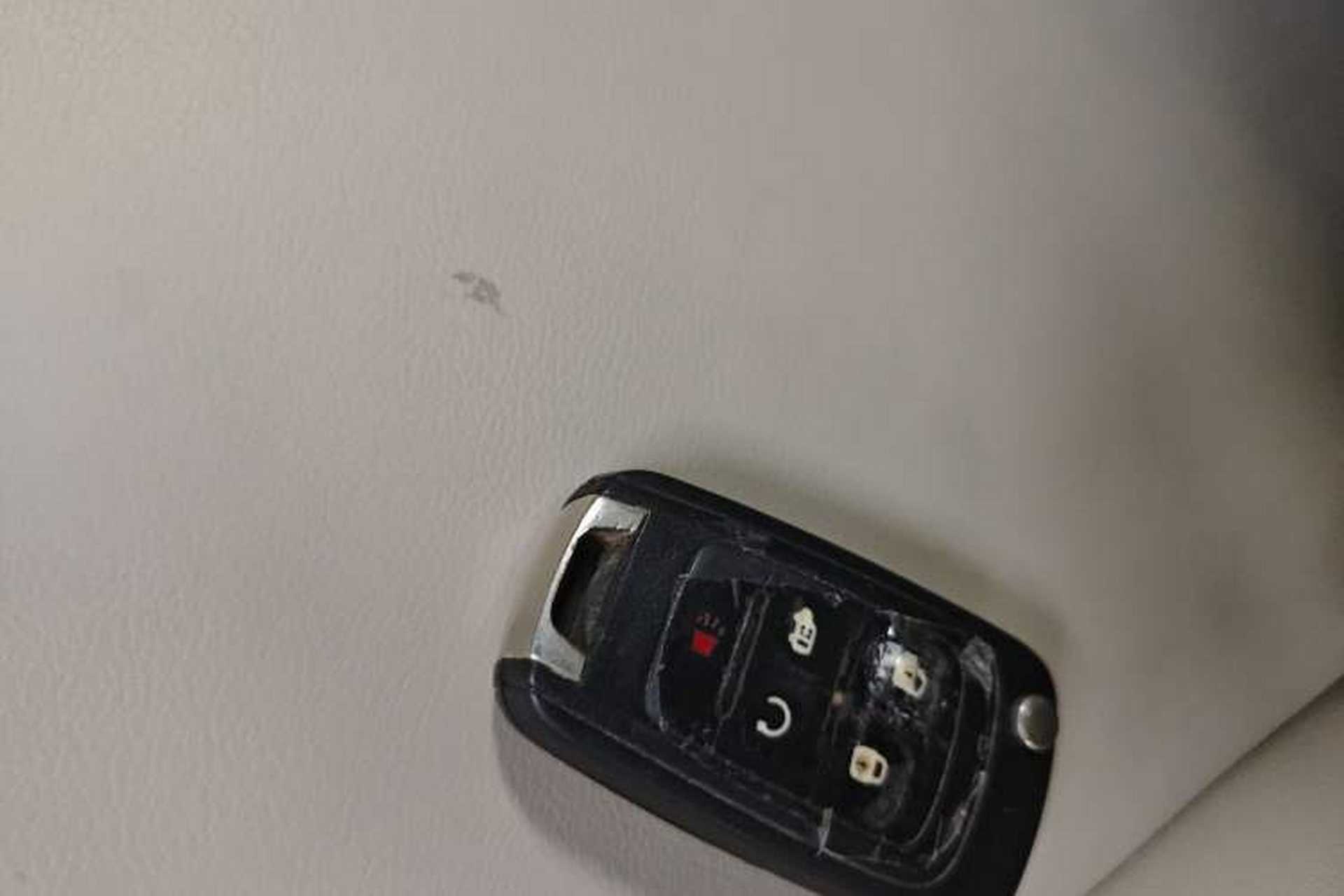 Used Buick GL8 2018 28T Luxury Model China VI Standard Vehicle Key