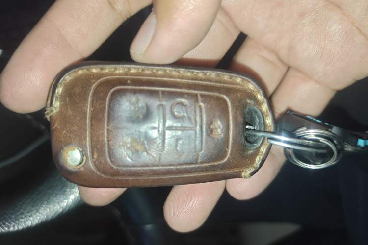Used Buick GL8 2018 28T Luxury Model China VI Standard Vehicle Key