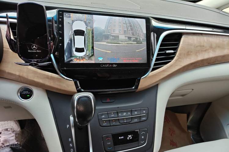 Used Buick GL8 2018 ES 28T Comfort Model China VI Standard Audio And AC Panel