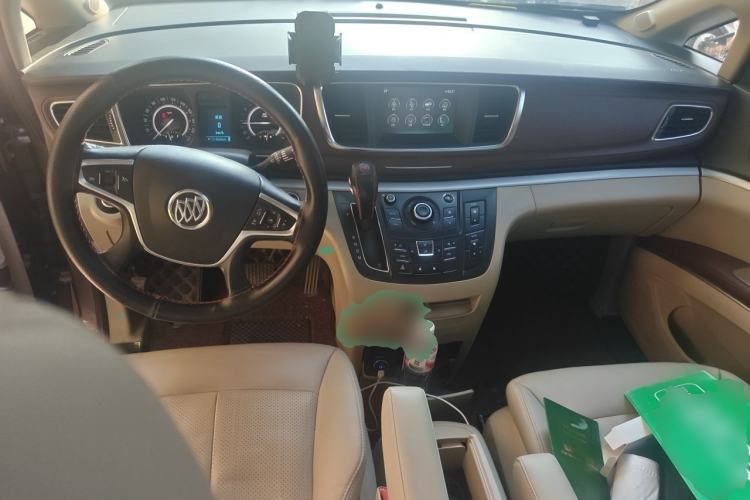 Used Buick GL8 2018 28T Luxury Model China VI Standard Center Console