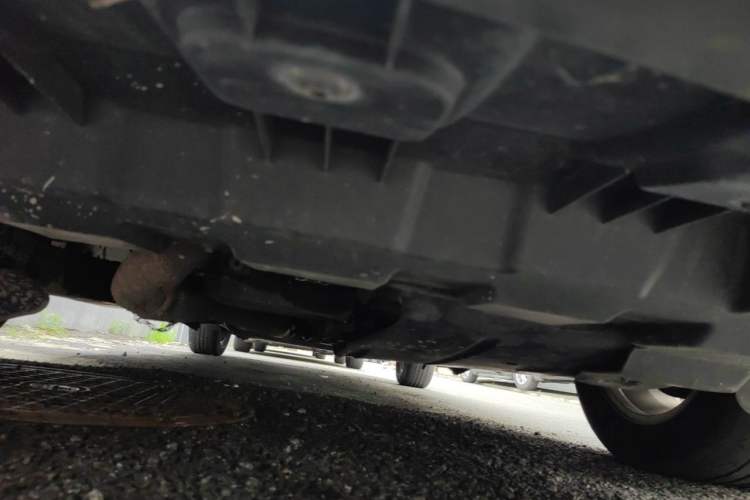 Used Buick GL8 2018 28T Comfort Model China VI Standard Chassis Front