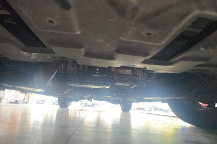 Used Buick GL8 2018 28T Comfort Model China VI Standard Chassis Front