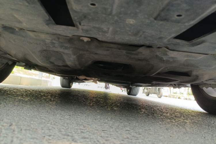 Used Buick GL8 2018 ES 28T Comfort Model China VI Standard Chassis Front