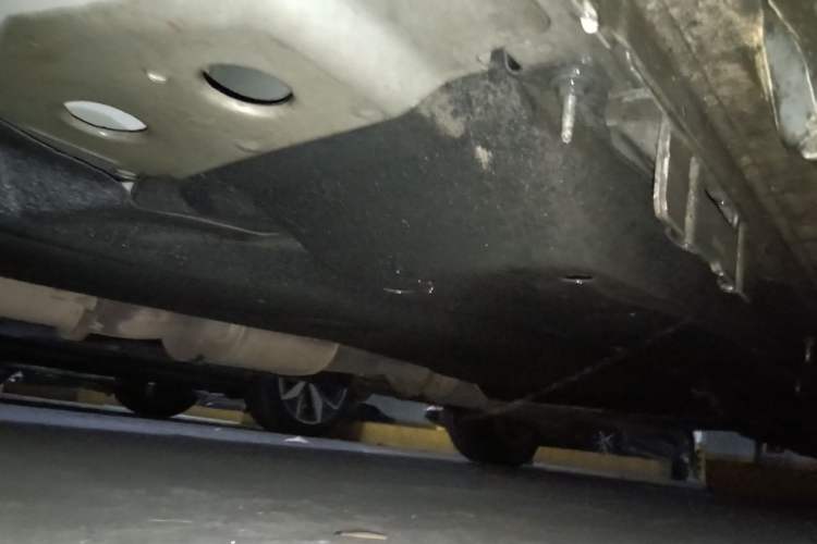Used Buick GL8 2018 ES 28T Luxury Model China VI Standard Chassis Front Left