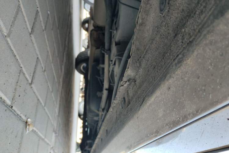 Used Buick GL8 2018 28T Luxury Model China VI Standard Chassis Front Left