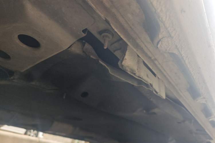 Used Buick GL8 2018 ES 28T Comfort Model China VI Standard Chassis Front Left