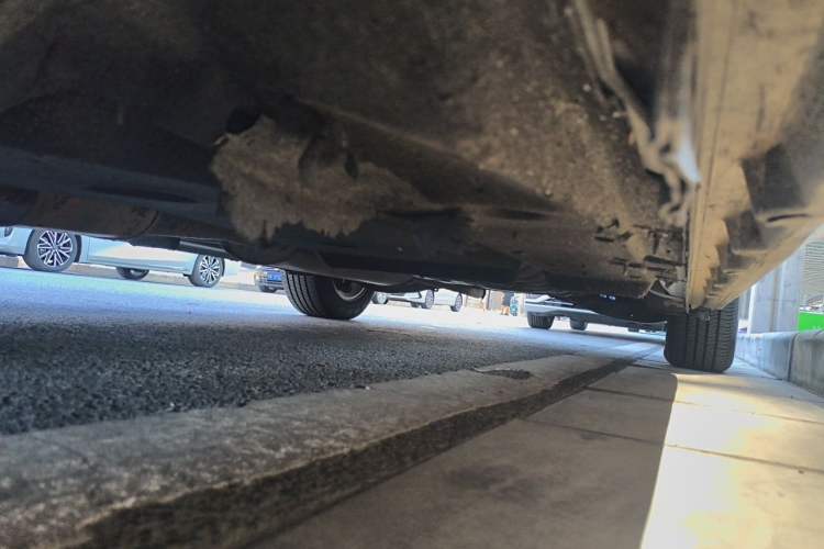 Used Buick GL8 2018 ES 28T Flagship Model China VI Standard Chassis Front Left