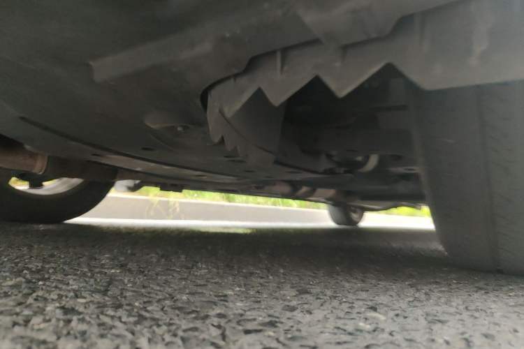 Used Buick GL8 2018 ES 28T Comfort Model China VI Standard Chassis Front Left