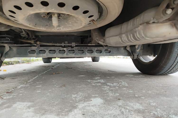 Used Buick GL8 2018 28T Comfort Model China VI Standard Chassis Front