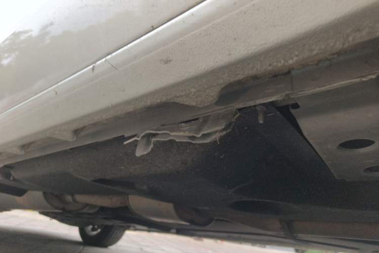 Used Buick GL8 2018 ES 28T Comfort Model China VI Standard Chassis Front Right