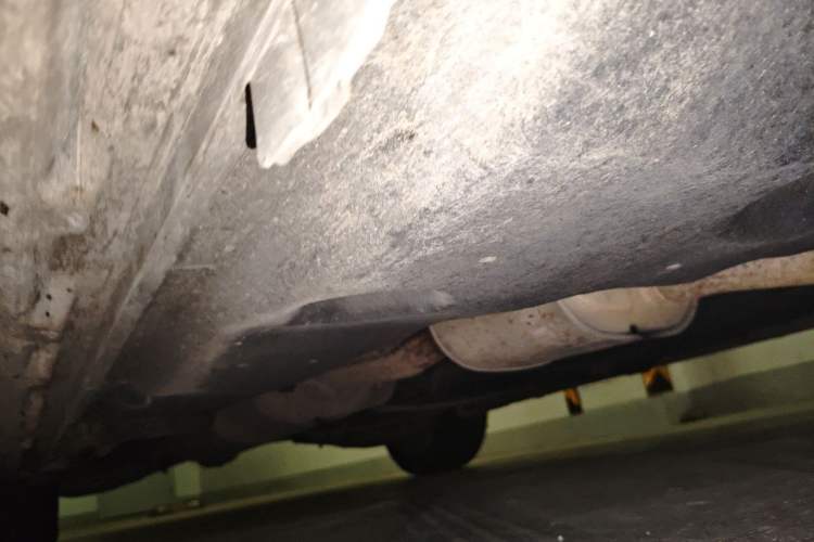 Used Buick GL8 2018 ES 28T Comfort Model China VI Standard Chassis Front Right