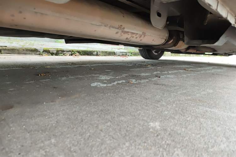 Used Buick GL8 2018 28T Comfort Model China VI Standard Chassis Front Right