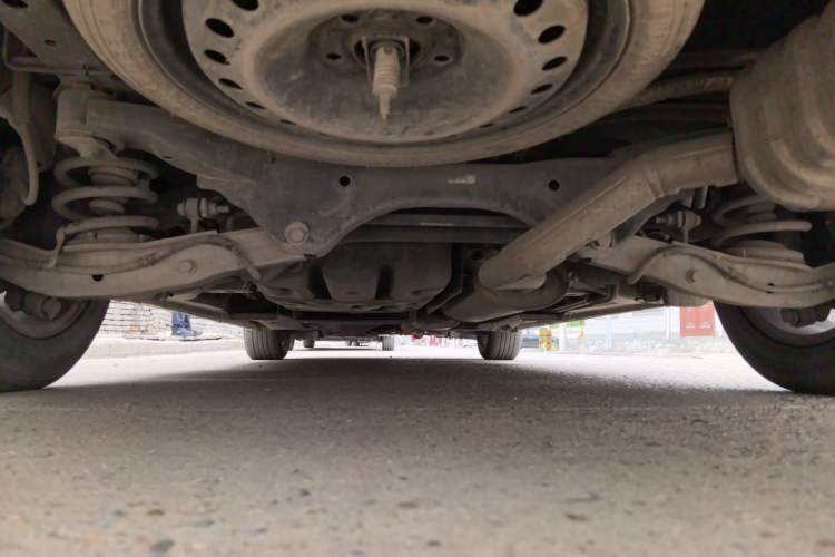 Used Buick GL8 2018 ES 28T Comfort Model China VI Standard Chassis Rear