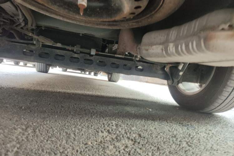 Used Buick GL8 2018 28T Prestige Version China VI Standard Chassis Rear