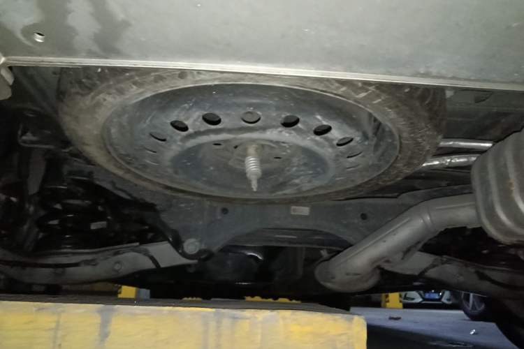 Used Buick GL8 2018 ES 28T Luxury Model China VI Standard Chassis Rear
