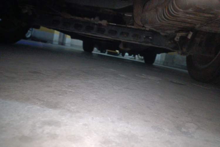 Used Buick GL8 2018 28T Luxury Model China VI Standard Chassis Rear