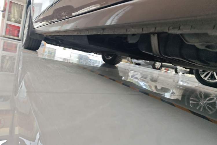 Used Buick GL8 2018 28T Prestige Version China VI Standard Chassis Rear Left