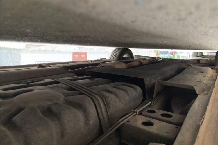 Used Buick GL8 2018 ES 28T Comfort Model China VI Standard Chassis Rear Left
