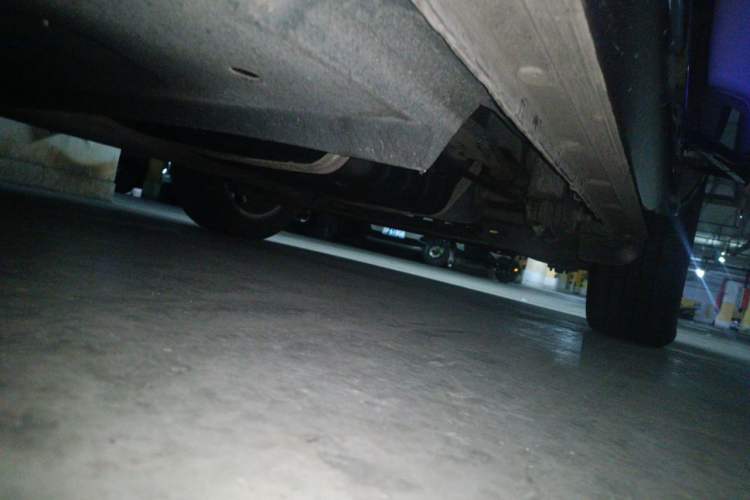 Used Buick GL8 2018 28T Luxury Model China VI Standard Chassis Rear Left