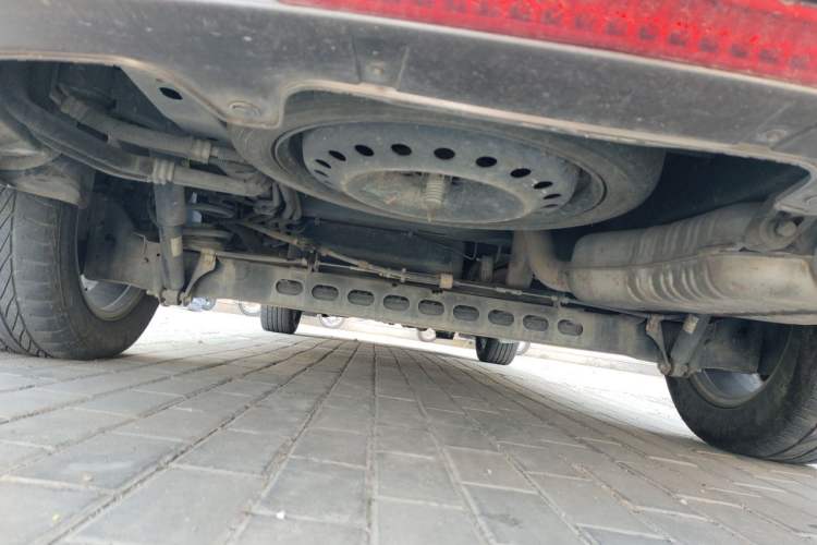 Used Buick GL8 2018 28T Luxury Model China VI Standard Chassis Rear