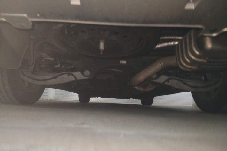 Used Buick GL8 2018 ES 28T Comfort Model China VI Standard Chassis Rear