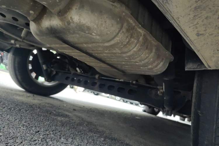 Used Buick GL8 2018 28T Comfort Model China VI Standard Chassis Rear Right