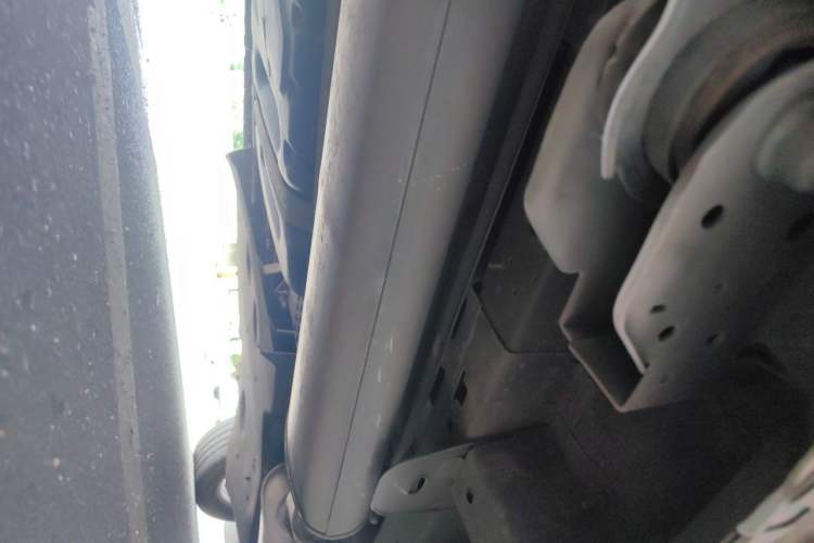 Used Buick GL8 2018 28T Comfort Model China VI Standard Chassis Rear Right