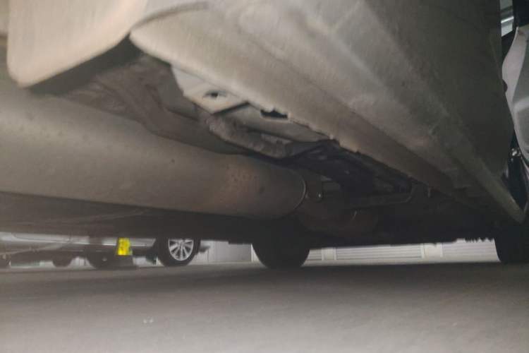 Used Buick GL8 2018 ES 28T Comfort Model China VI Standard Chassis Rear Right