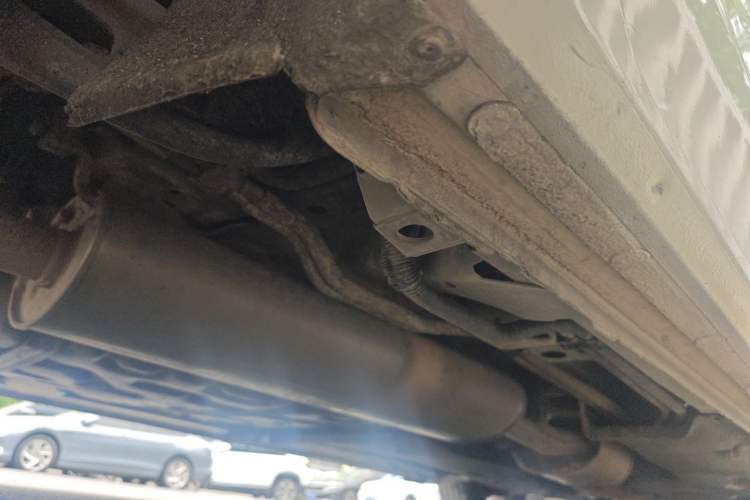 Used Buick GL8 2018 ES 28T Comfort Model China VI Standard Chassis Rear Right