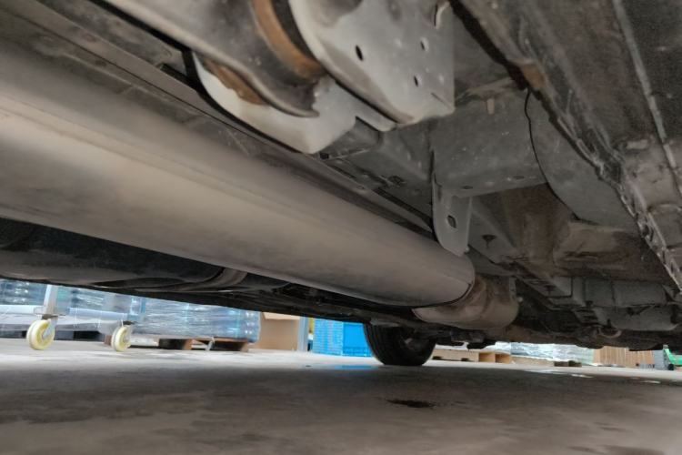 Used Buick GL8 2018 28T Luxury Model China VI Standard Chassis Rear Right