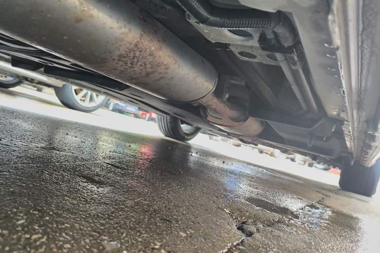 Used Buick GL8 2018 ES 28T Comfort Model China VI Standard Chassis Rear Right