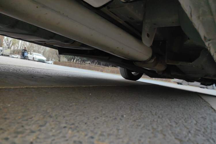 Used Buick GL8 2018 28T Luxury Model China VI Standard Chassis Rear Right