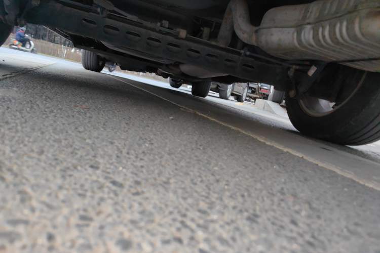 Used Buick GL8 2018 28T Luxury Model China VI Standard Chassis Rear