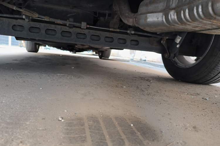 Used Buick GL8 2018 28T Prestige Version China VI Standard Chassis Rear