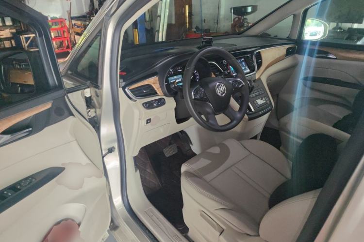 Used Buick GL8 2018 28T Comfort Model China VI Standard Driver Seat